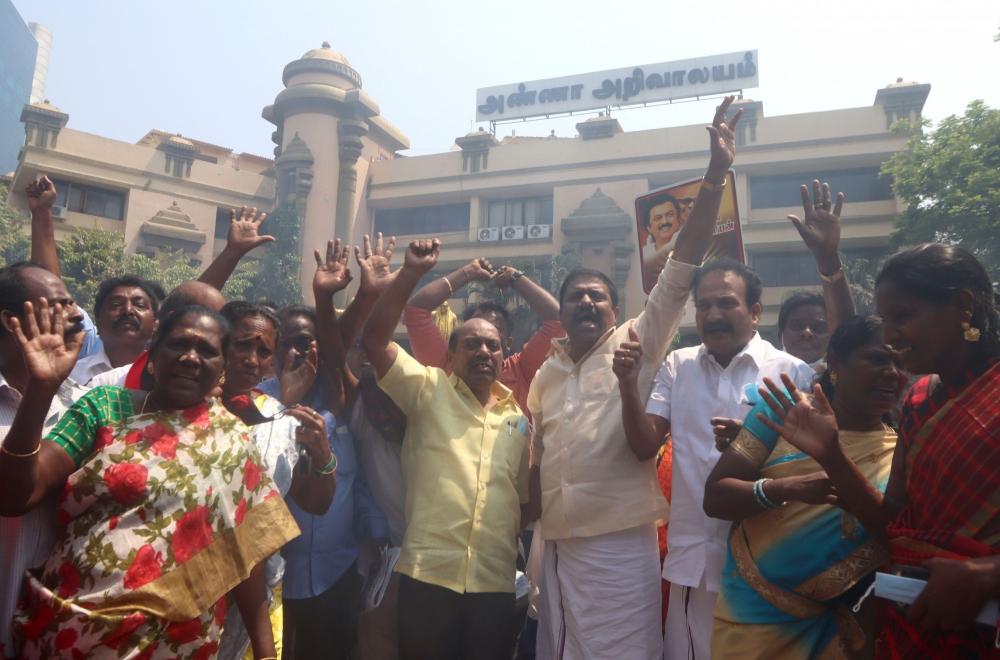 The Weekend Leader - DMK sweeps TN urban body polls, wins AIADMK bastions like Edappadi